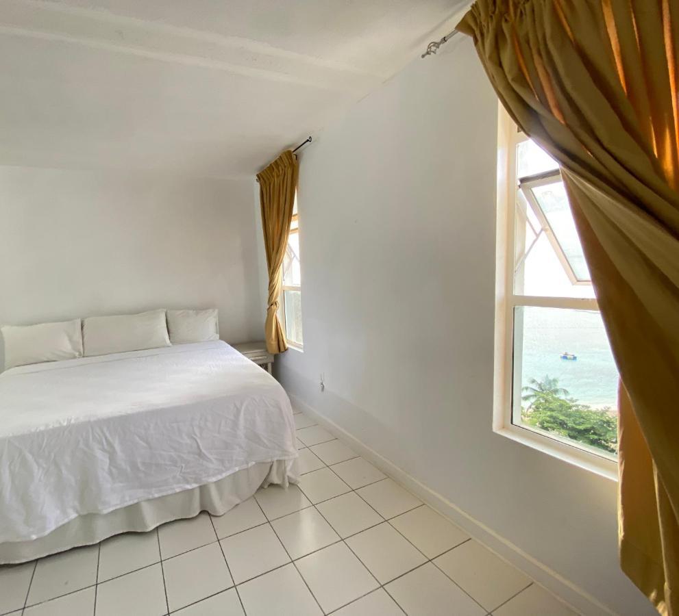 Deluxe Montego Bay Club Studio & Suites Exterior photo