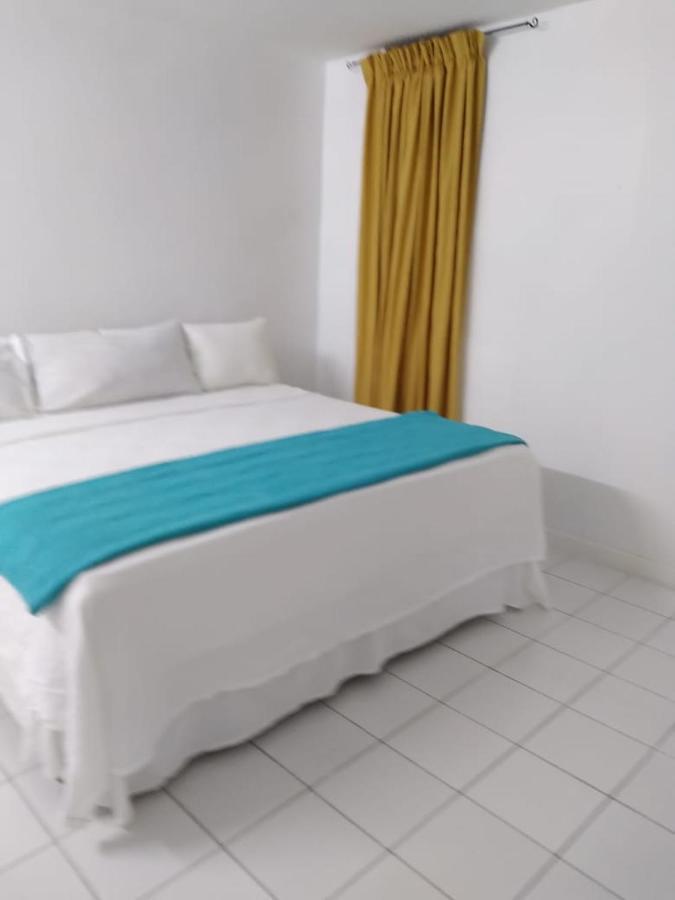 Deluxe Montego Bay Club Studio & Suites Exterior photo