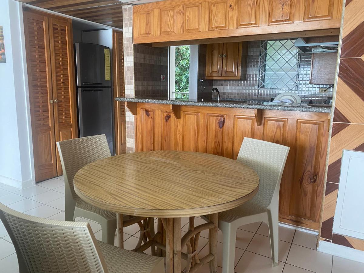 Deluxe Montego Bay Club Studio & Suites Exterior photo
