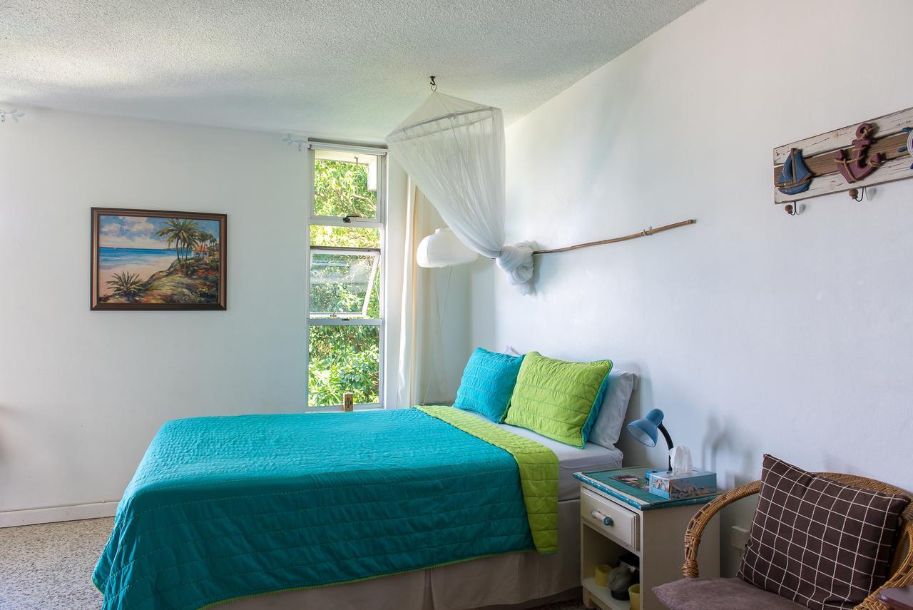 Deluxe Montego Bay Club Studio & Suites Exterior photo